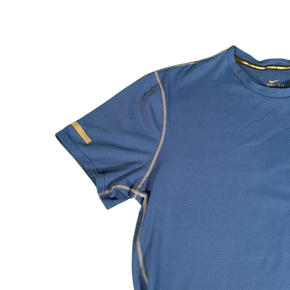 Nike T Shirt  Mens Large Running Crew Neck Swoosh Logo Blue Perforated - Picture 3 of 13